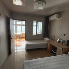小钦岛渔村船说渔家乐