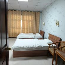 吉木萨尔金鑫宾馆(民主巷店)