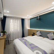 轻住·悦享酒店(西安第四医院大差市地铁站店)
