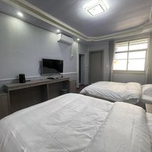 贵阳春辉宾馆(花溪公园店)