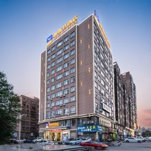 雅斯特酒店(监利金源建材大市场店)