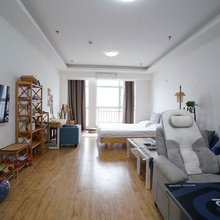 图羚电竞民宿(石家庄北国商城勒泰店)