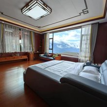飞来寺扎西桑珠藏式民宿