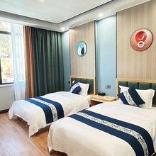 星瑞酒店(甘孜巴塘318国道店)