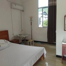 三百山诚信吃住民宿