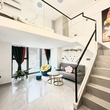 遇见臻选Loft影院公寓(红谷滩万达广场店)