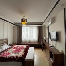 羌语民宿(阿坝开放大学店)