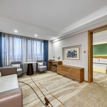 新绿盈酒店(德清西站店)