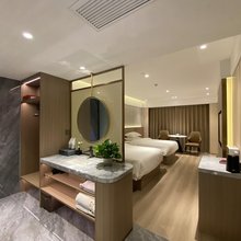 馨缘主题酒店(溆浦火车站店)