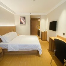 海口逸家公寓(省儿童医院店)