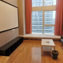 花漾Loft影音民宿(南通大学中南CBD店)