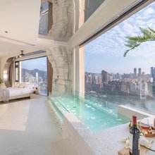 Yolo天际江景设计师酒店(重庆解放碑洪崖洞店)