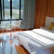施秉巴梭山庄