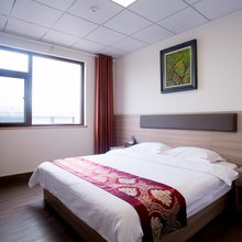 荣耀银河宾馆(淄博火车站南广场店)
