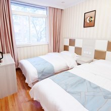 天之星酒店(北京国展西坝河地铁站)