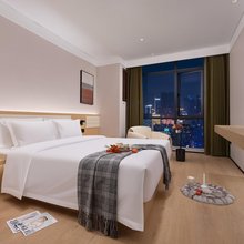 上饶鹿华摹尔酒店(经济开发区吾悦广场店)