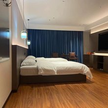 沁阳水立方温泉酒店