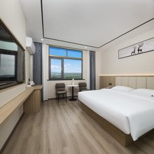 如家睿柏·云酒店(江阴徐霞客镇店)