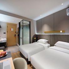 碧海云天国际酒店(兰考火车站焦裕禄纪念馆店)