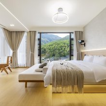 安吉日出·日落临湖度假美宿(云上草原店)