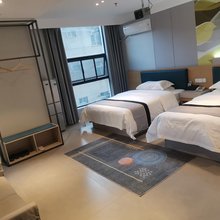 昱荧酒店(西安永宁门南稍门地铁站店)