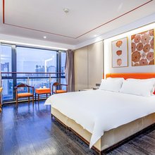龙尧假日酒店(扬州万达广场店)