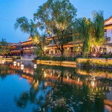 依云·湖畔空中合院客栈(台儿庄古城风景区店)