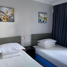 上海梦巢宾馆(松江体育中心地铁站店)