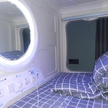 青舍太空舱体验旅舍