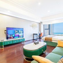 大连观海阁轻奢民宿(东港国际会议中心威尼斯水城店)