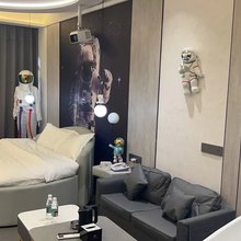 七月星空主题酒店