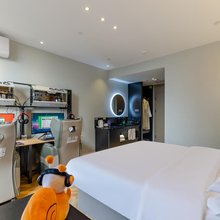 城小蜗电竞酒店(秦栏店)