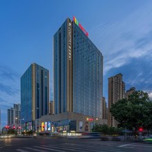 丽怡酒店(襄阳航空路民发广场店)