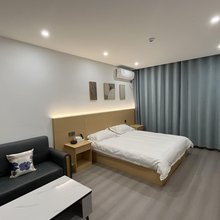 长丰馨忆宾馆