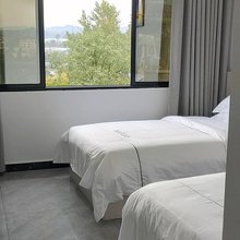 㵲阳河农家菜住宿
