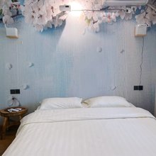 花开拾间民宿(温江农业大学店)