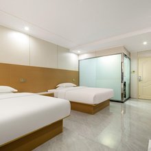 日升酒店(柳州谷埠街国际商业城店)
