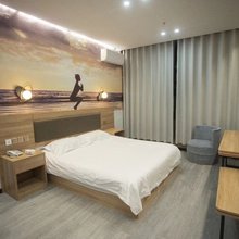 睢宁好七轻居酒店