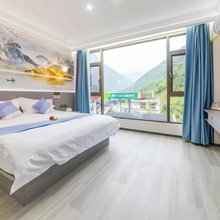 泸水159精品客栈