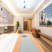 逸享清筑民宿(高新万达店)