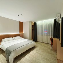 监利金格酒店(华容路店)
