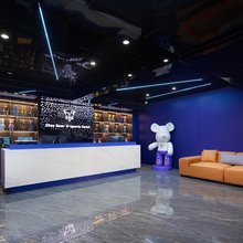 Clay克莱熊电竞酒店(麓谷公园地铁站店)