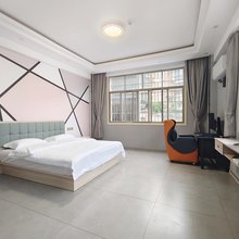 喆吉电竞酒店(榕江店)