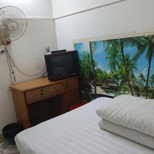 乐居住宿(佛山火车站沙堤机场店)