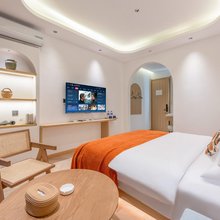 云上花园酒店(曲靖职教园区店)
