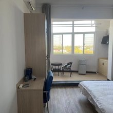 上海臻臻好酒店(东方肝胆医院店)