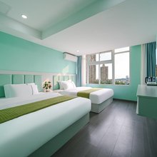 伊思诺酒店(南坪万达广场会展中心店)