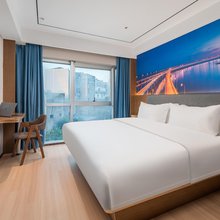 菲诺酒店(南京工业大学龙华路地铁站店)