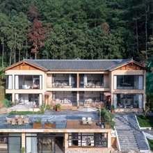 韶山隐凤居民宿(故居景区店)
