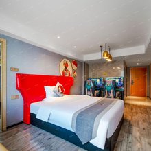 凌辰星昼HOTEL(衡阳高铁东站酃湖万达广场店)